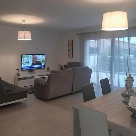 Prázdninový dům Maison Charmante A Rivesaltes, Jardin Cloture *